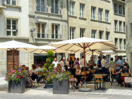café, brasserie, restaurant, cuisine locale, brasserie, Fribourg, Schweizerhalle, traditionnel, authentique, ambiance chaleureuse